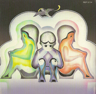 Gentle-Giant-Three-Friends-Back