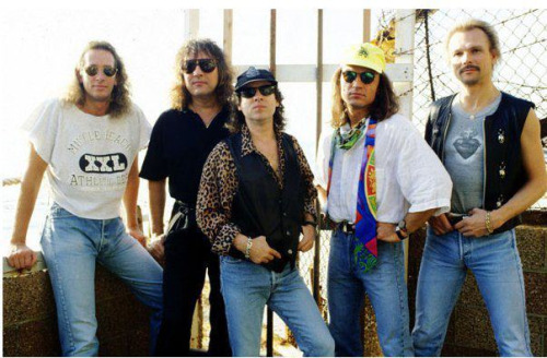 Ralph Rieckermann, Herman Rarebell, Klaus Meine, Matthias Jabs e Rudolph Schenker