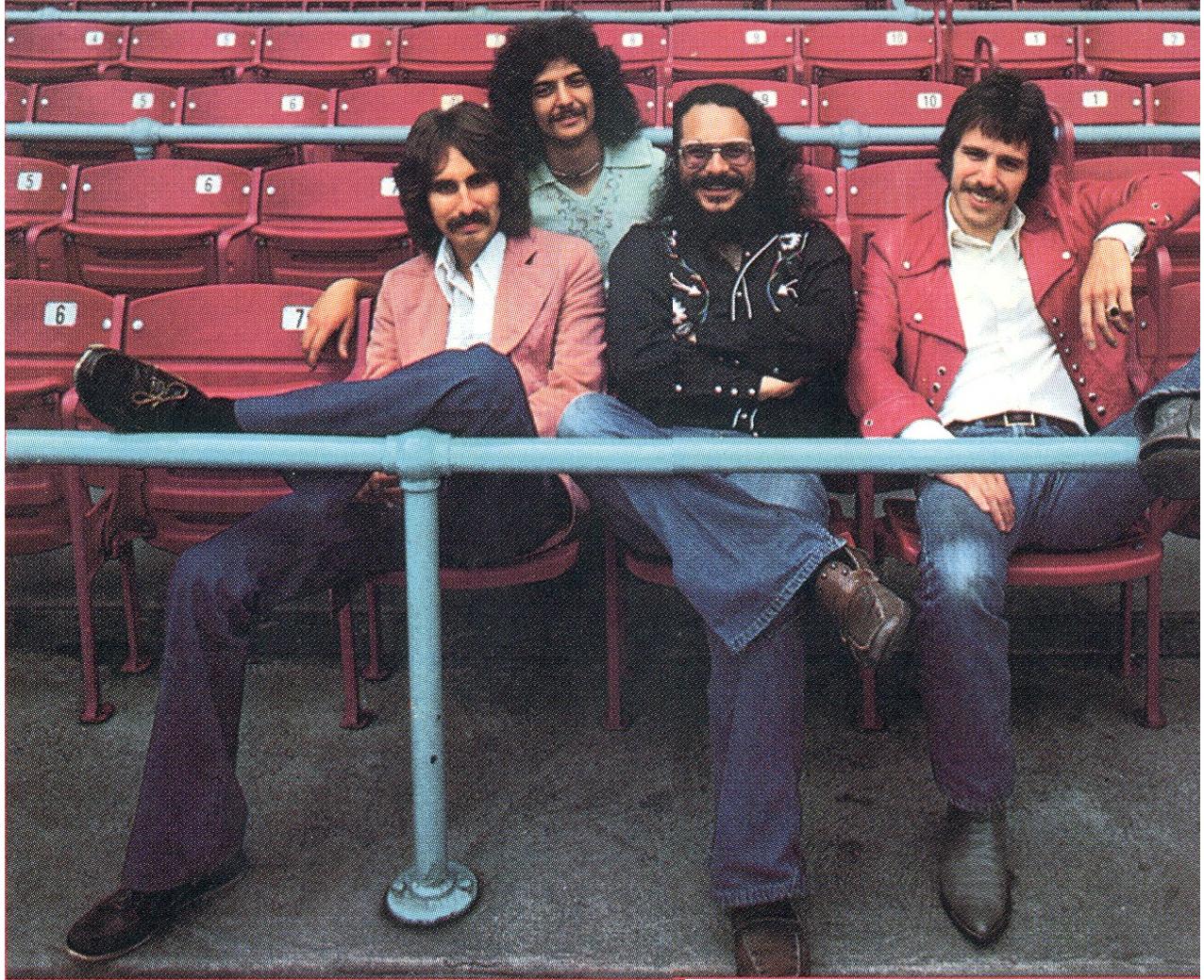 Bob Webb, Phil Giallombardo, Jim Fox e Dale Peters