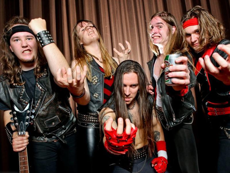 Steelwing: Por Que Ouvir?