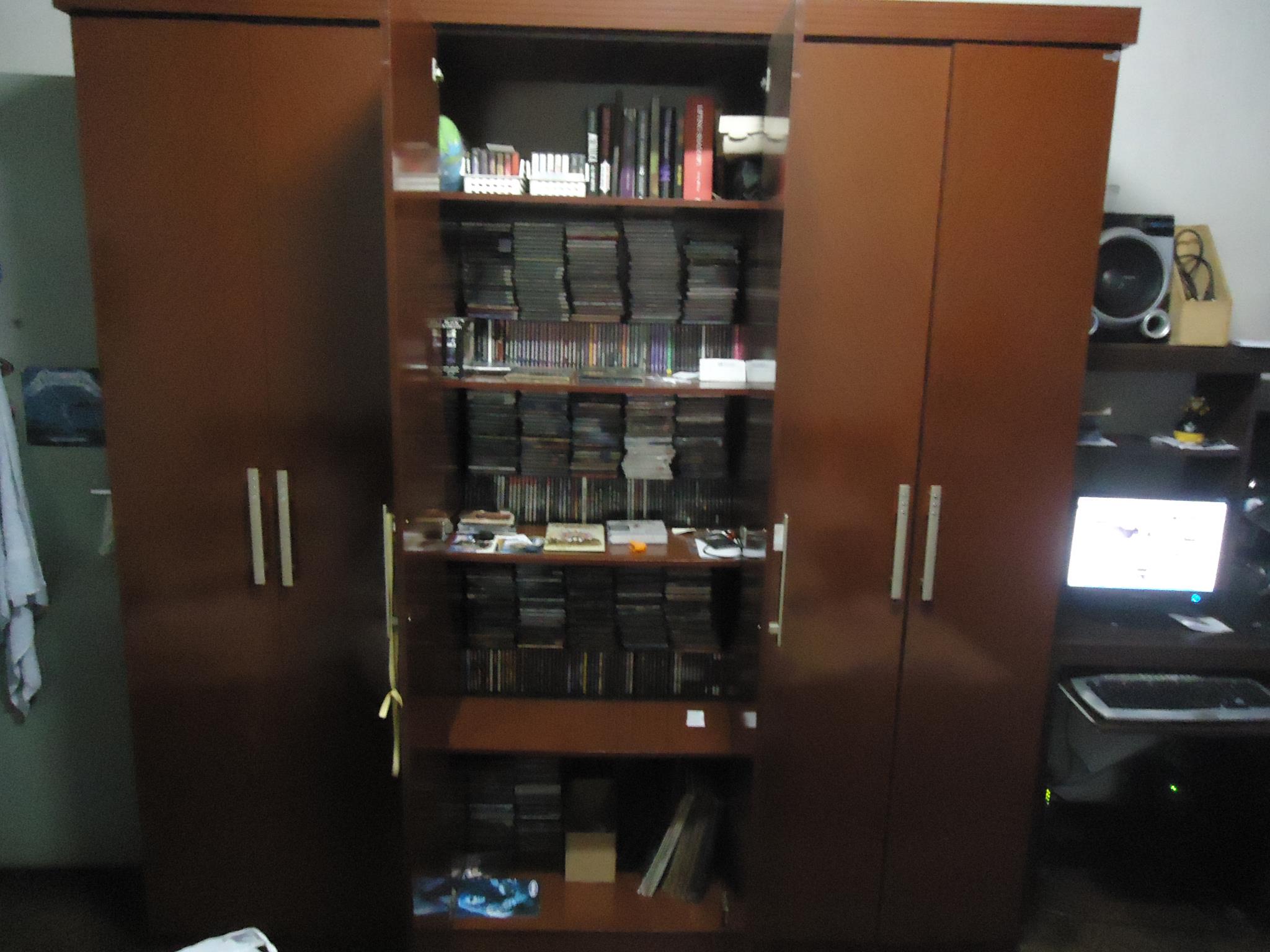 706036_529725693706374_797840365_o