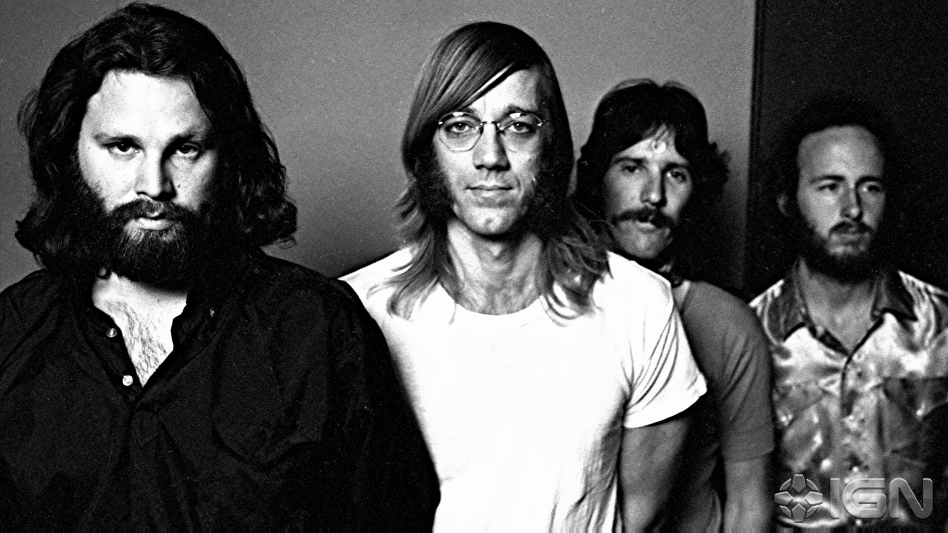 Jim Morrison, Ray Manzarek, John Paul Densmore e Robie Krieger em 1970. Com 26 anos, Jim já não estava mais na forma sex symbol que o consagrou, ostentando enorme barba e barriga