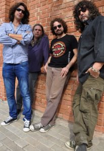 60949_10151158483334080_223568554_n