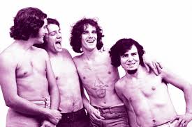 Pausa para limpar os ouvidos com óleo de… Almendra