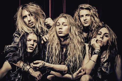 Cinco Discos para Conhecer: o glam metal do novo milênio