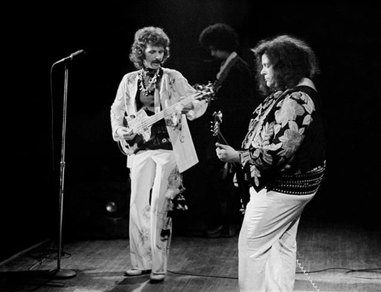 Discografias Comentadas: Mountain (Parte II)