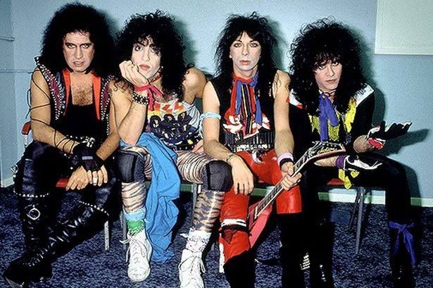 Kiss: Lick It Up – Um Novo Começo