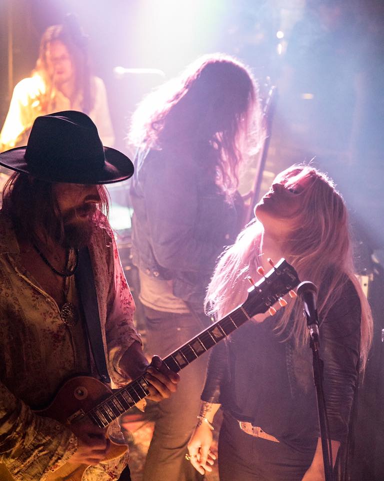 Sangue Novo: Heavy Feather