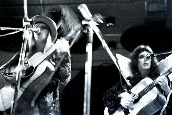 Tralhas do Porão: Cilibrinas do Éden