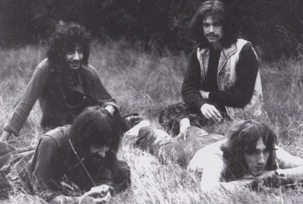 Tralhas do Porão: High Tide