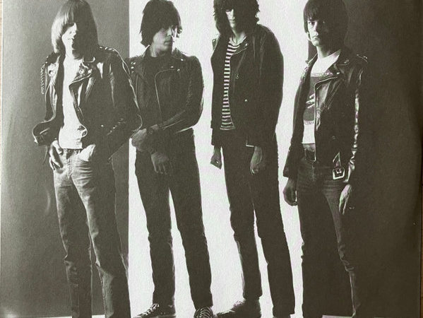 Ramones – Pleasant Dreams (The New York Mixes) [2023]